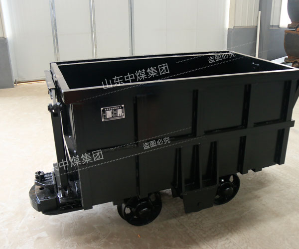 側卸式礦車