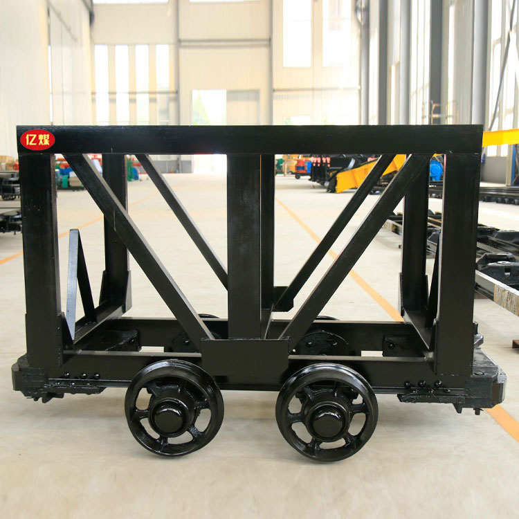 礦用材料車